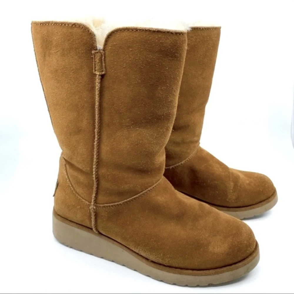 UGG 6 Koolaburra Chestnut Classic‎ Short Leather Boots